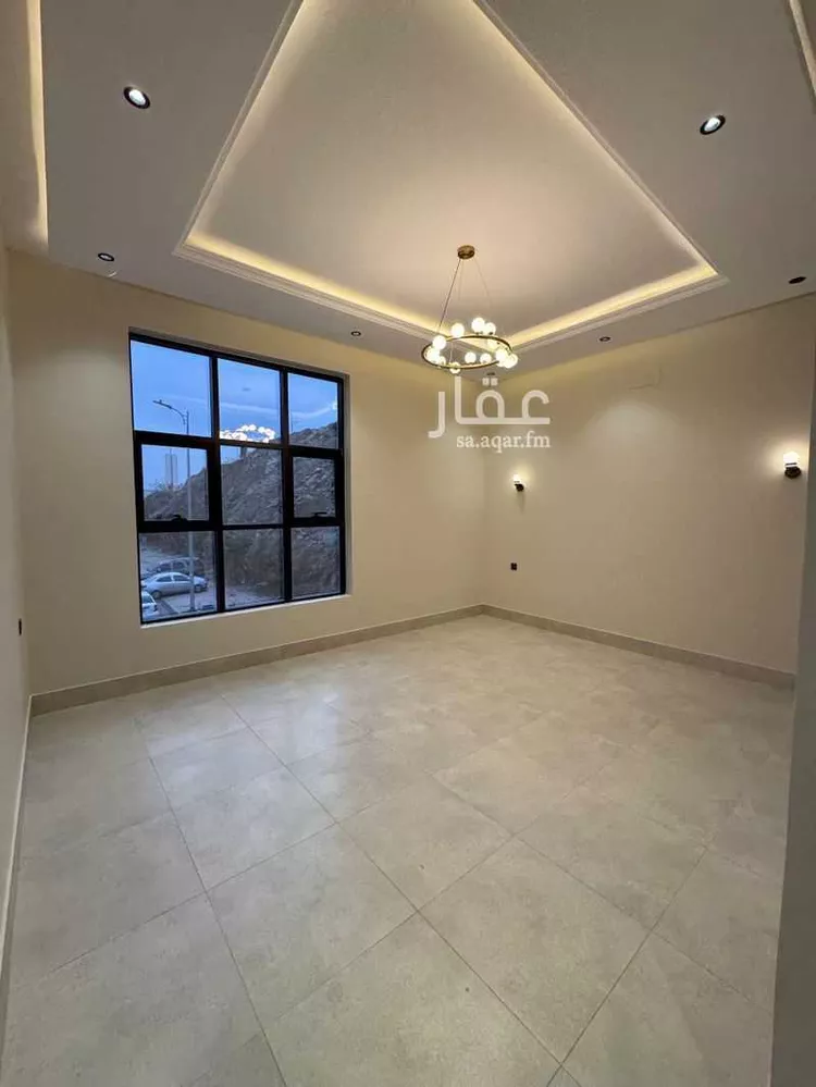 دور للبيع في شارع العام, حي الغدير, مدينة ابها, منطقة عسير صورة 5