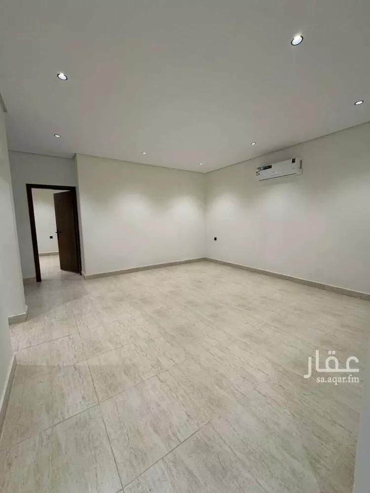 فيلا للبيع في شارع ابراهيم الهاشمي, حي المروج, مدينة أبها, منطقة عسير 18