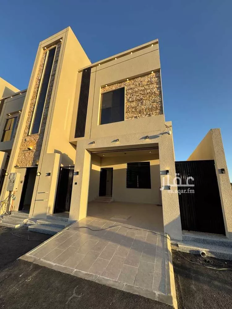 دور للبيع في شارع العام, حي الورود, مدينة خميس مشيط, منطقة عسير