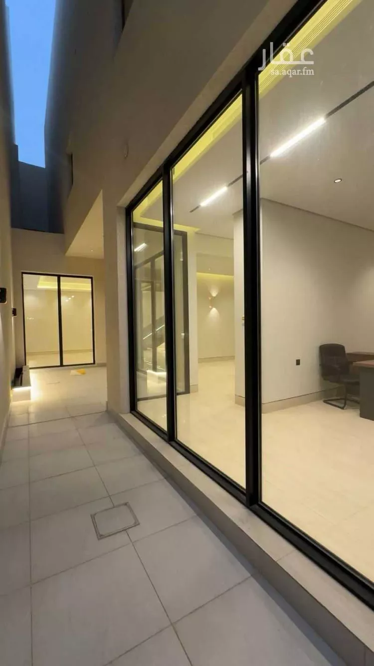 دور للبيع في شارع ابن الحكيم الرندي, حي النرجس, مدينة الرياض, منطقة الرياض صورة 3