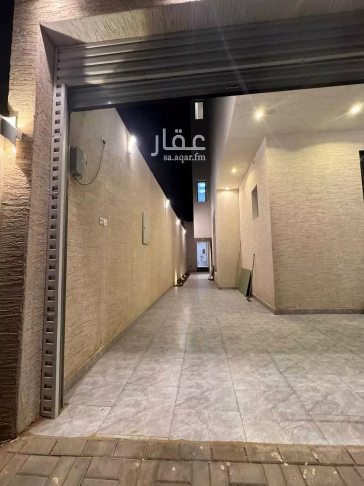 فيلا للبيع في شارع معاوية بن أبي سفيان ، حي السويس ، جازان ، منطقة جازان صورة 2