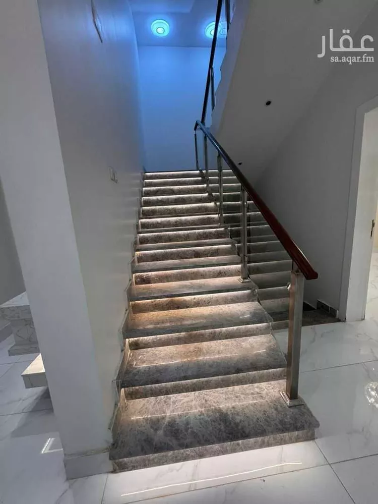 فيلا للبيع في شارع معاوية بن أبي سفيان ، حي السويس ، جازان ، منطقة جازان صورة 5
