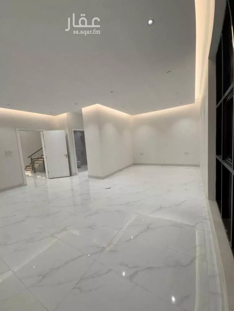 فيلا للبيع في شارع معاوية بن أبي سفيان ، حي السويس ، جازان ، منطقة جازان صورة 3