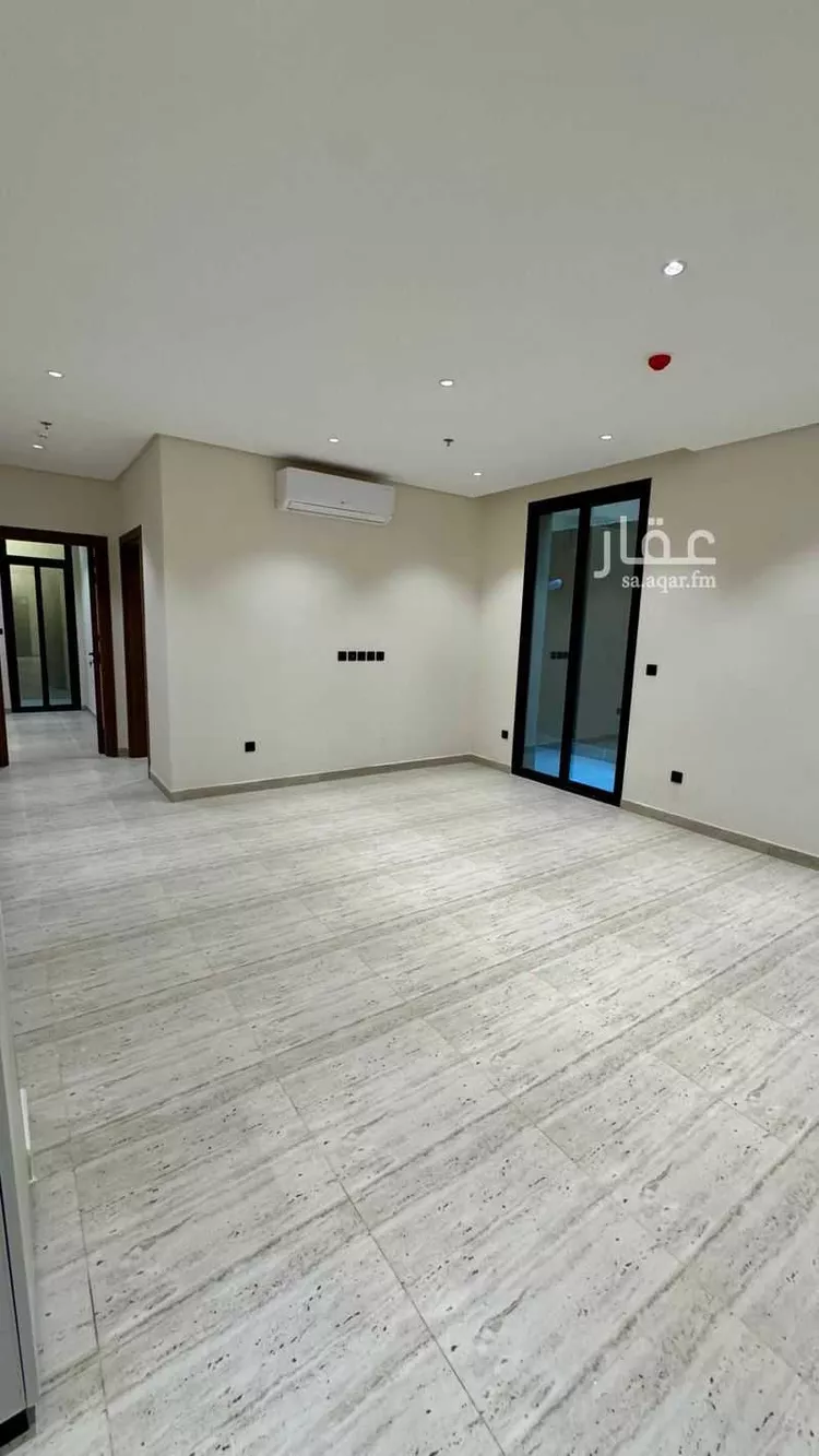 شقة للبيع في شارع الفوانيس, حي عرقة, مدينة الرياض, منطقة الرياض صورة 2