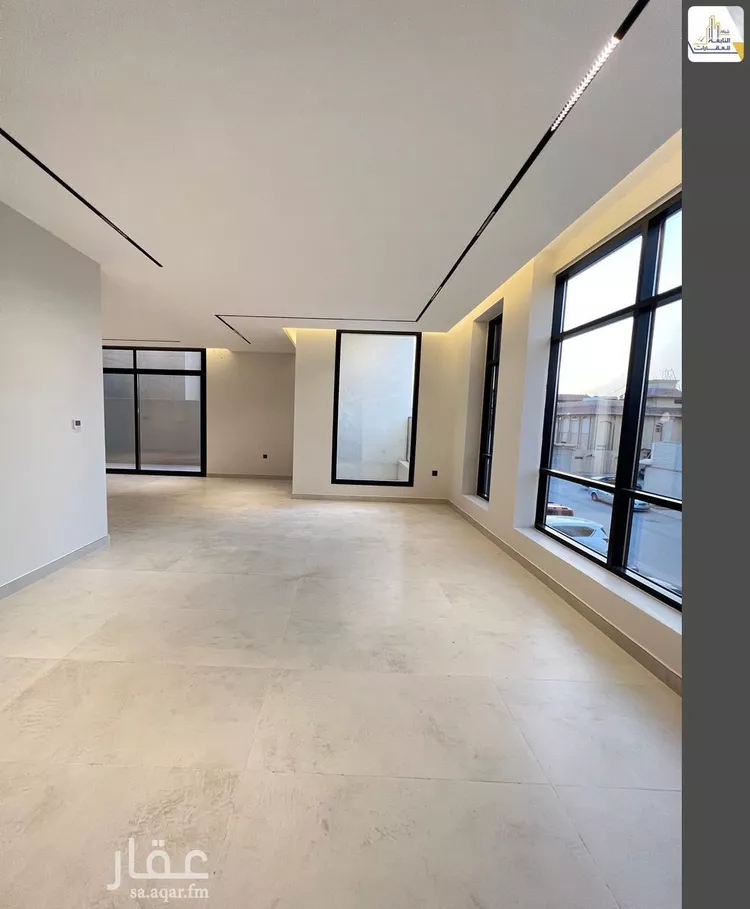 Floor for Sale in Riyadh Ar Rawdah 9