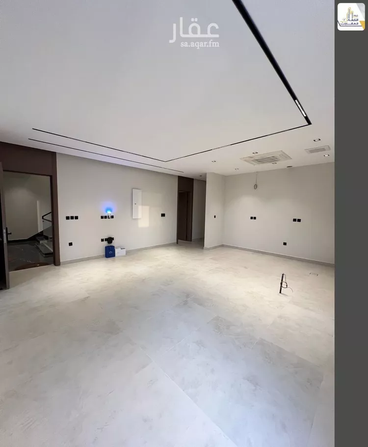 Floor for Sale in Riyadh Ar Rawdah 14
