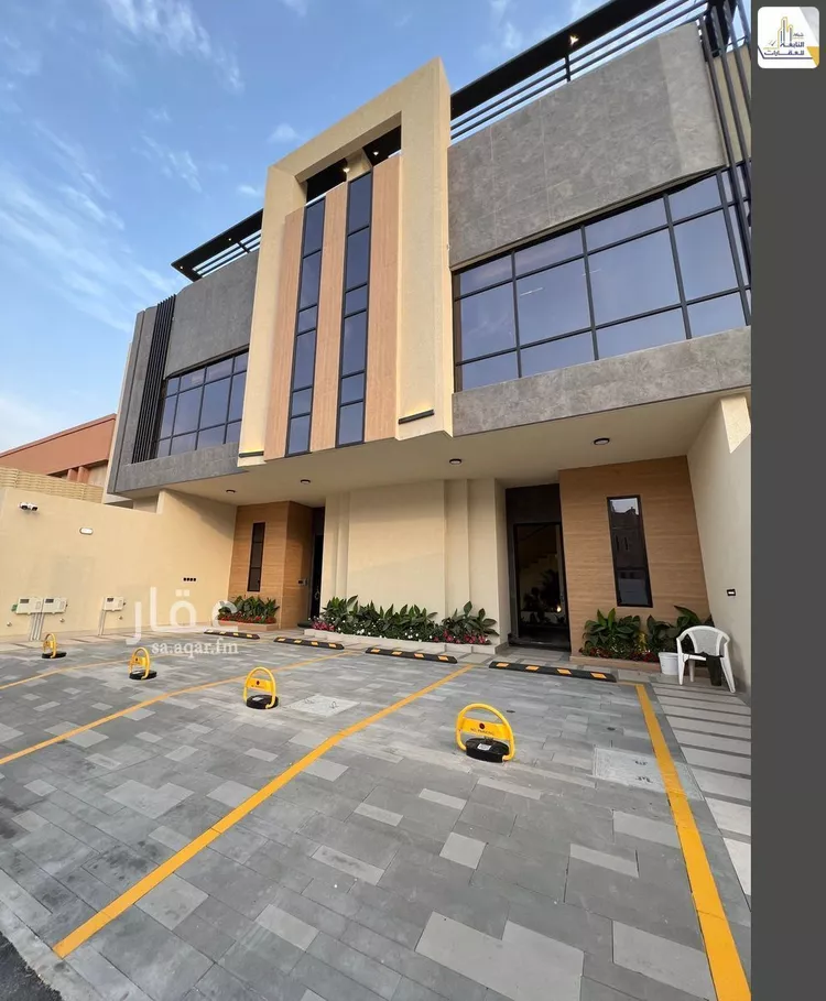 Floor for Sale in Riyadh Ar Rawdah