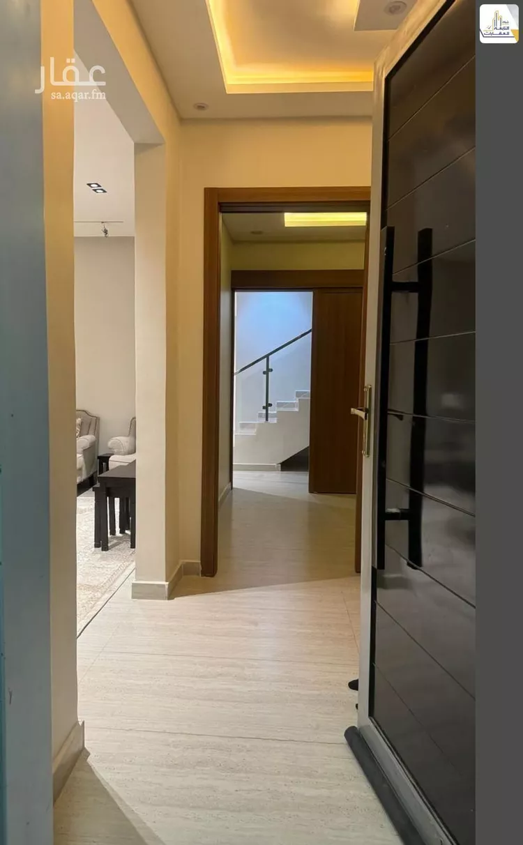 فيلا للبيع في شارع المشوار, حي ظهرة لبن, مدينة الرياض, منطقة الرياض صورة 4