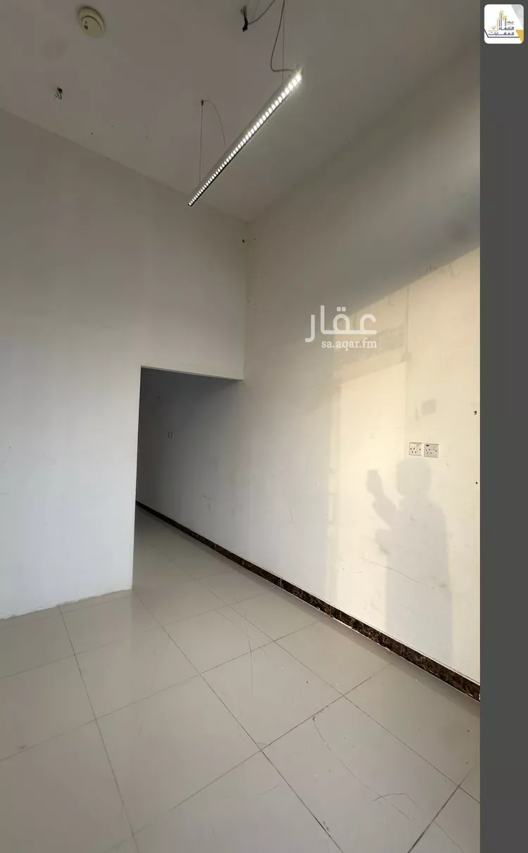 محل للإيجار في شارع عبدالرحمن اللخمي, حي المعيزيلة, مدينة الرياض, منطقة الرياض صورة 3