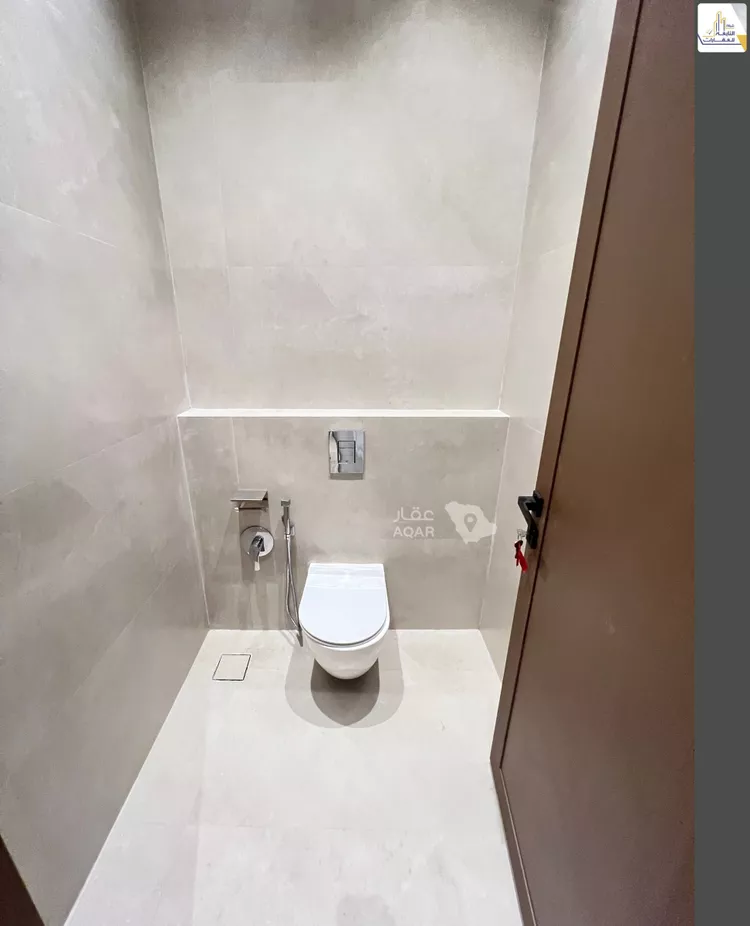 Floor for Rent in Riyadh Al Quds 8