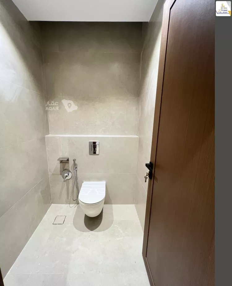 Floor for Rent in Riyadh Al Quds 7