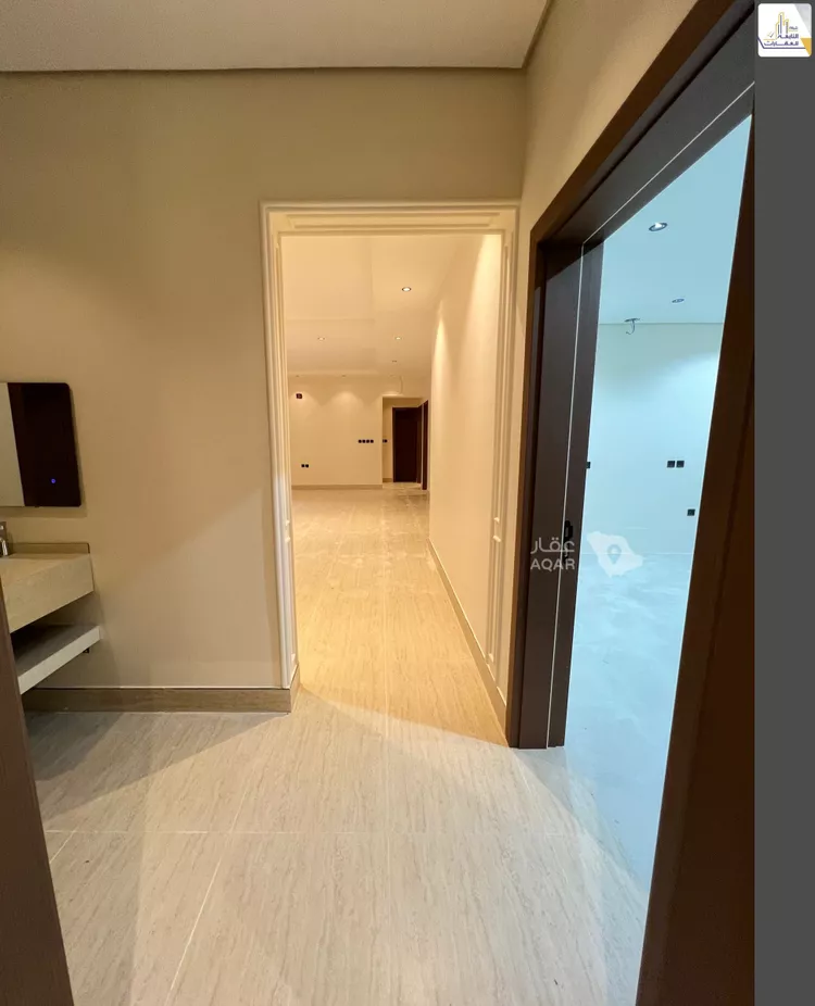 Floor for Rent in Riyadh Al Quds 9
