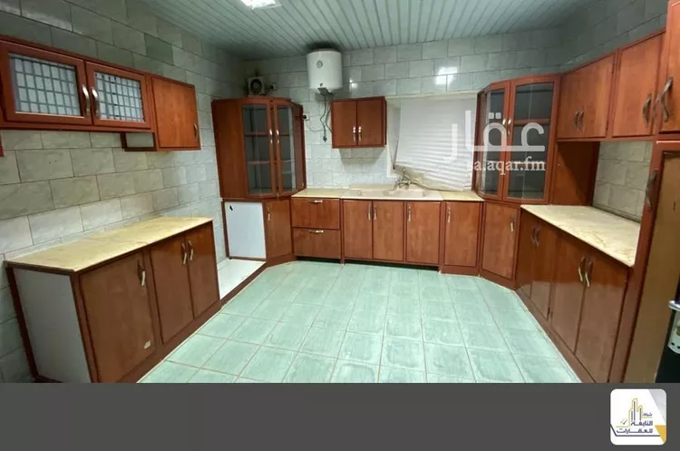 فيلا للبيع في شارع المقدم, حي ظهرة لبن, مدينة الرياض, منطقة الرياض صورة 3