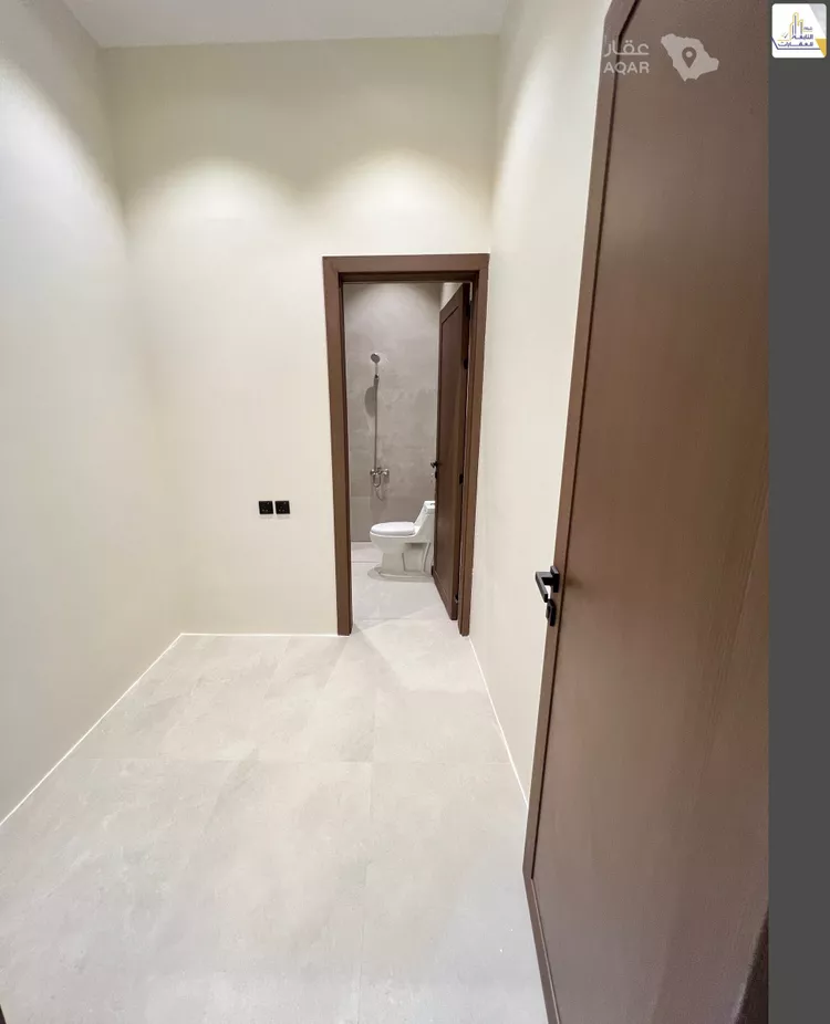 Floor for Rent in Riyadh Al Quds 11