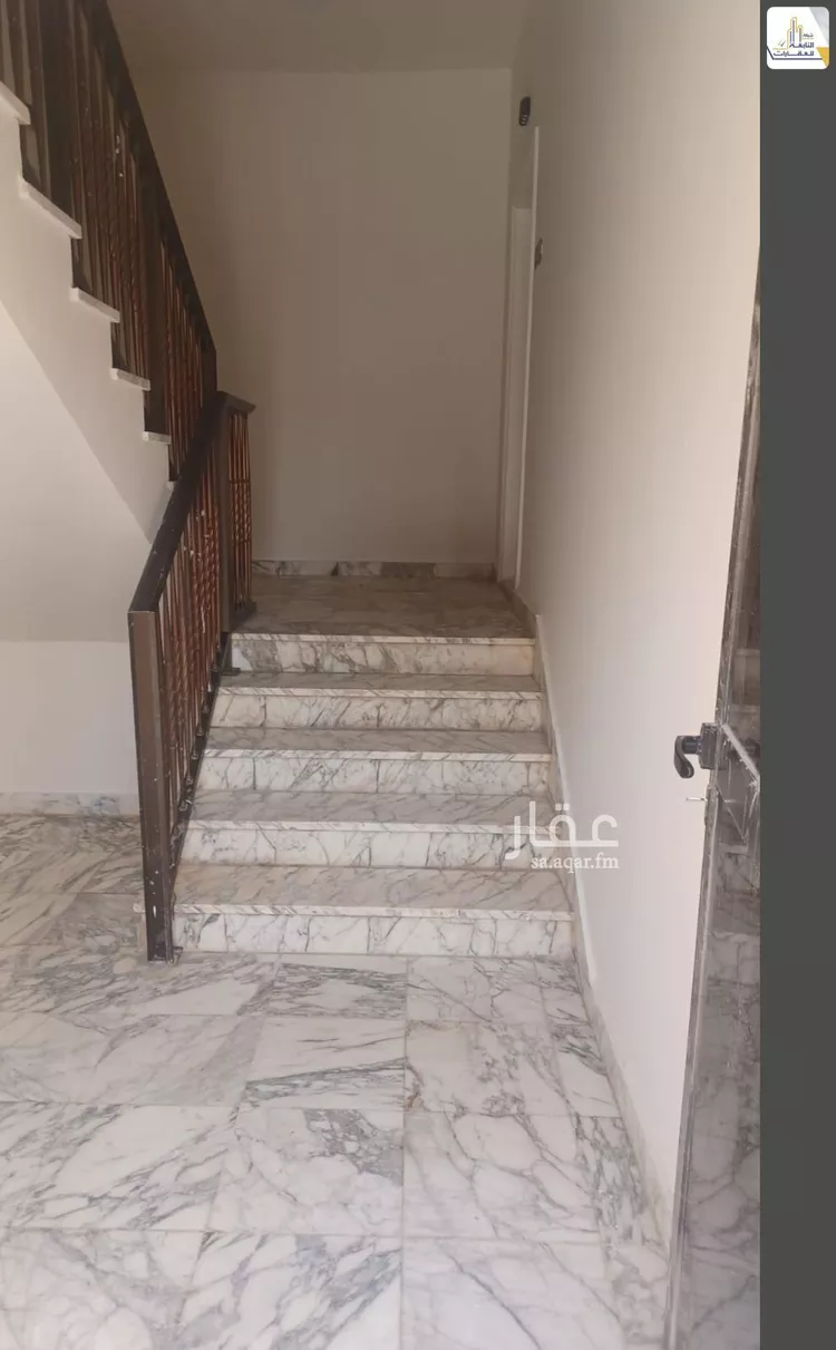 عمارة للبيع في شارع كعب بن زهير, حي السويدي, مدينة الرياض, منطقة الرياض صورة 3