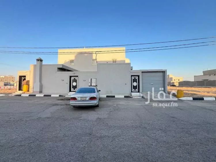 عمارة للبيع في شارع السدود, حي القادسية, مدينة البكيريه, منطقة القصيم صورة 2