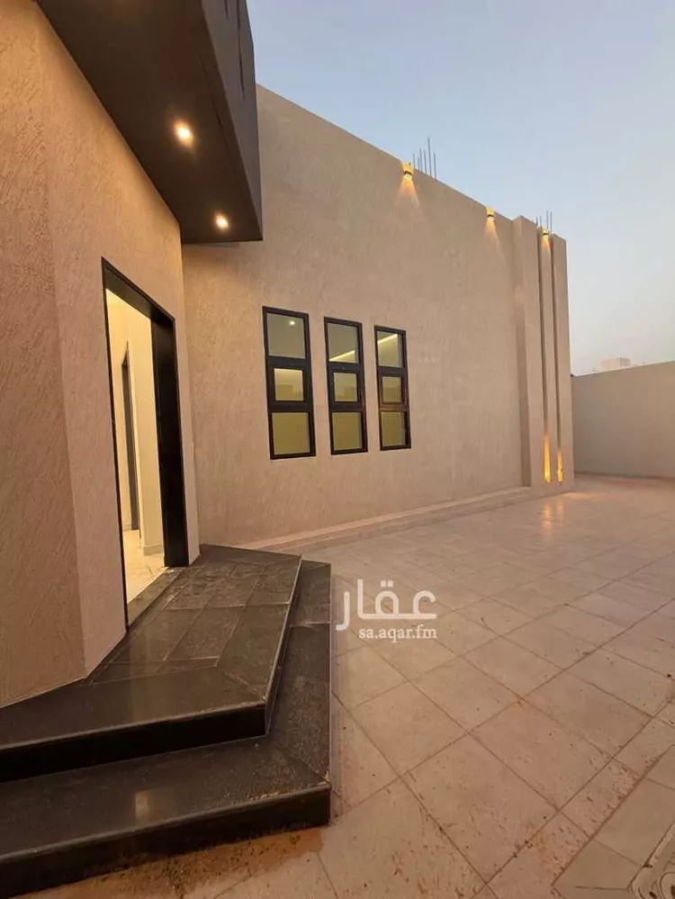 دور للبيع في شارع مطر بن الوراق, مدينة البكيرية, منطقة القصيم صورة 3
