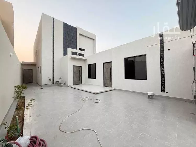 فيلا للبيع في شارع الدقم, حي القادسية, مدينة البكيرية, منطقة القصيم 6