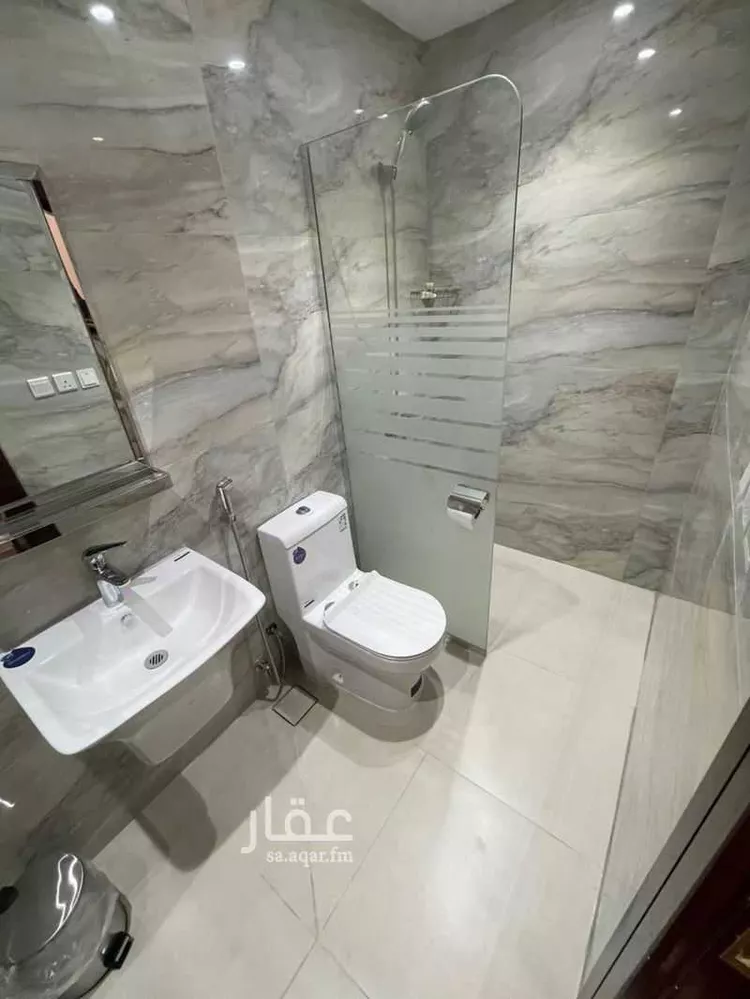 Commercial Office for Rent in Medina Al Khalidiyah صورة 5