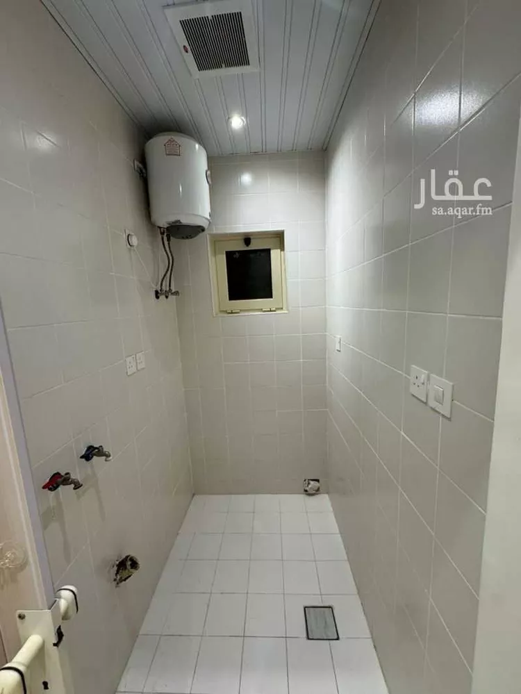 شقة للإيجار في شارع ام عشر, حي هجر, مدينة الدمام, المنطقة الشرقية صورة 5