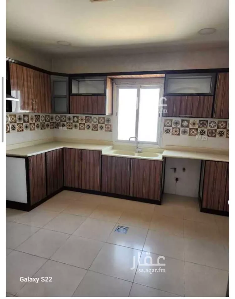 عمارة للإيجار في شارع دبسان, حي هجر, مدينة الدمام, المنطقة الشرقية صورة 5