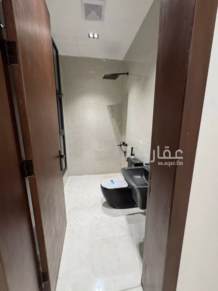 فيلا للبيع في شارع الطيفة, حي الخليج, مدينة الرياض, منطقة الرياض