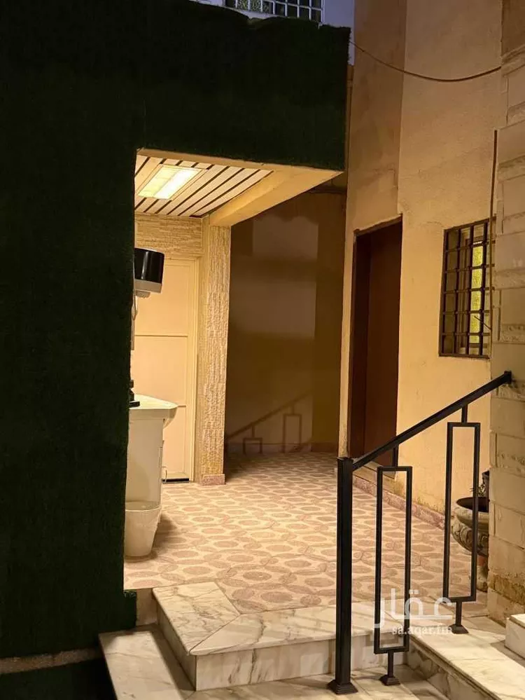 فيلا للبيع في شارع تميم الداري, حي شبرا, مدينة الرياض, منطقة الرياض 8