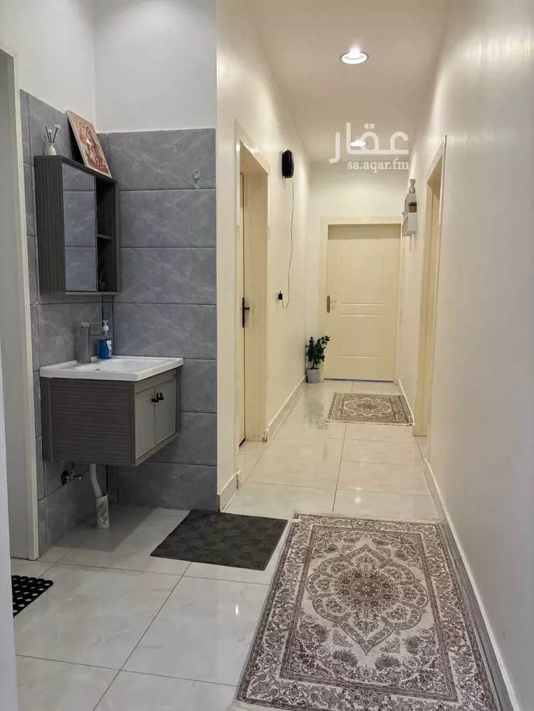 دور للبيع في شارع صفوان بن أسيد التميمي, حي الوفاء, مدينة عنيزة, منطقة القصيم صورة 4