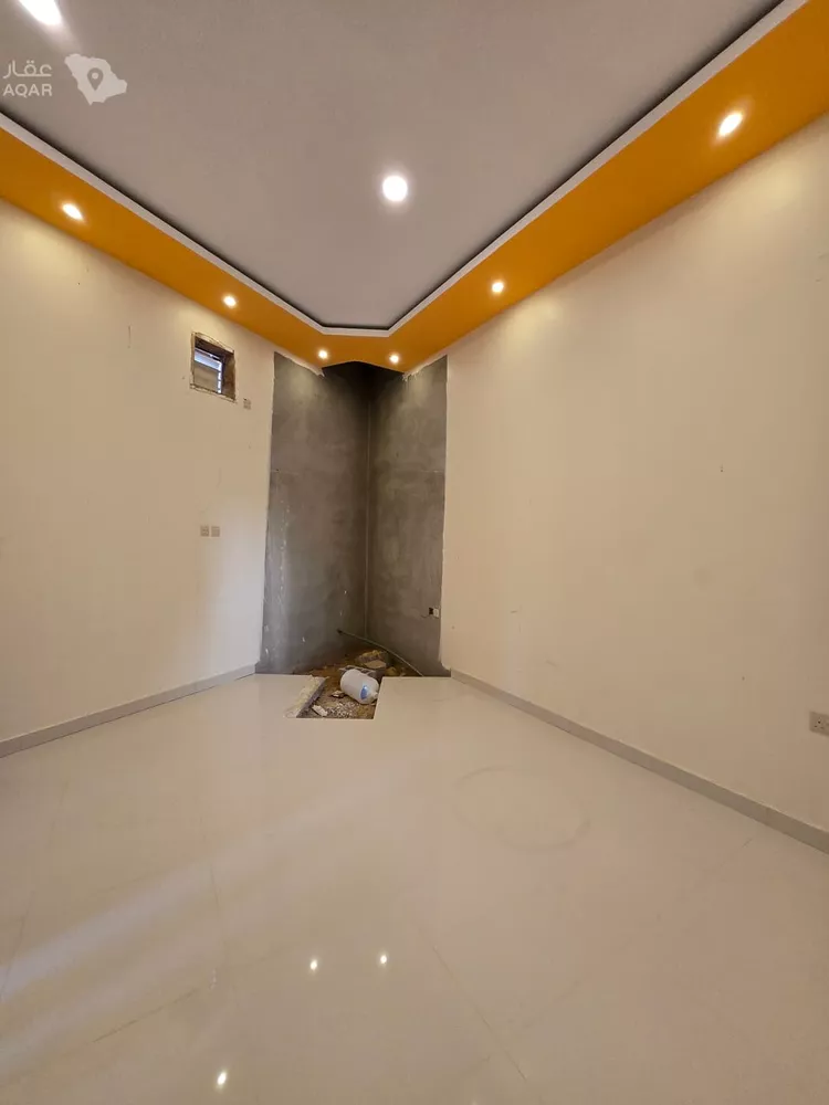 Villa for Sale in Unayzah Al Ulaya 11