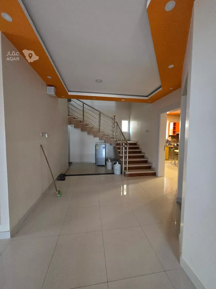 Villa for Sale in Unayzah Al Ulaya 3