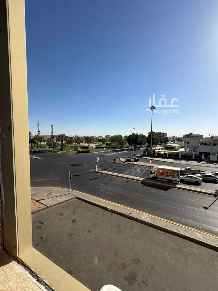 عمارة للإيجار في شارع طريق الملك فهد, حي سلطانة, مدينة تبوك, منطقة تبوك صورة 2
