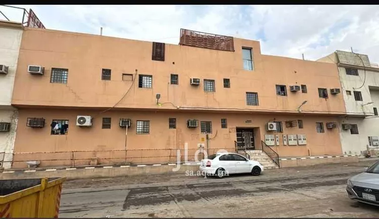 عمارة للبيع في شارع السودي, حي اليمامة, مدينة الرياض, منطقة الرياض صورة 2