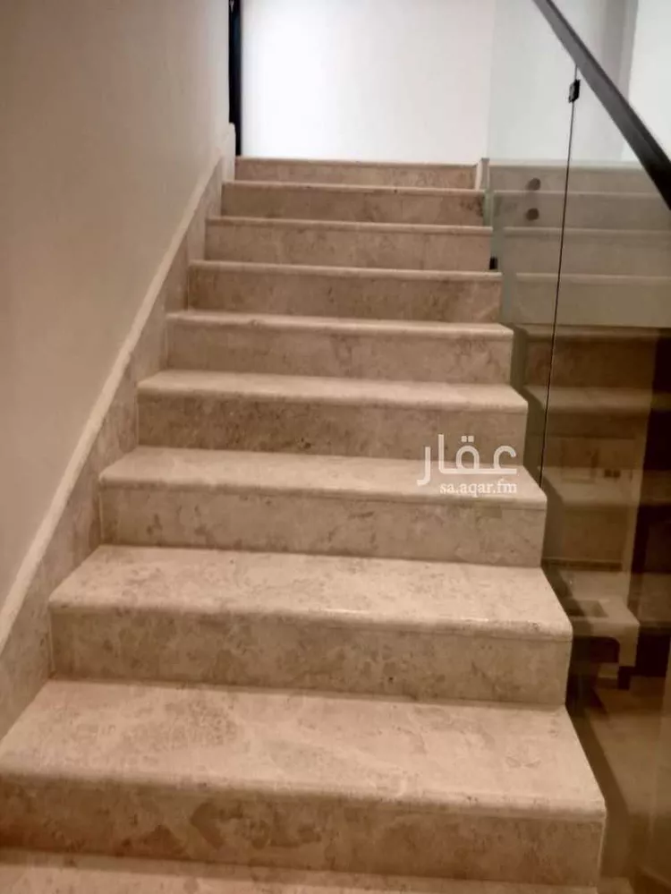 فيلا للبيع في شارع رقم 374, حي المونسية, مدينة الرياض, منطقة الرياض صورة 5