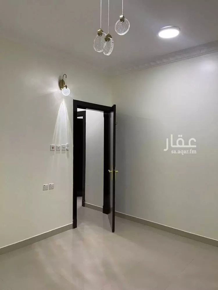 Floor for Sale in Riyadh Al Munsiyah صورة 2