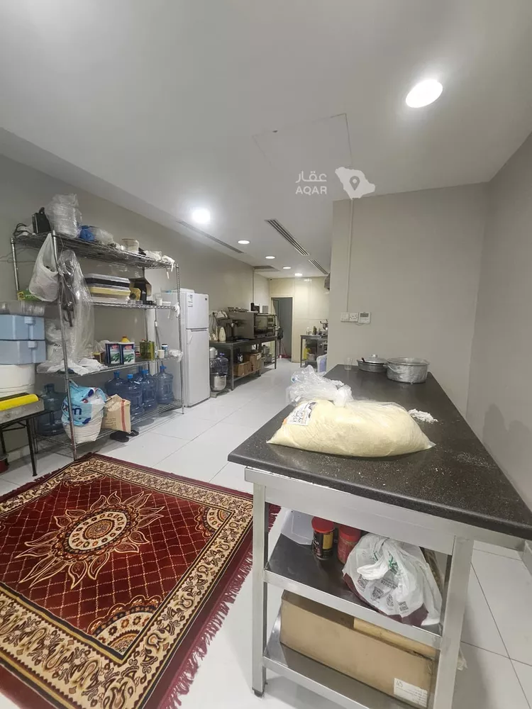 Shop for Rent in Riyadh Al Munsiyah صورة 4