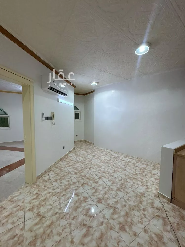 Floor for Rent in Riyadh Ghirnatah صورة 3