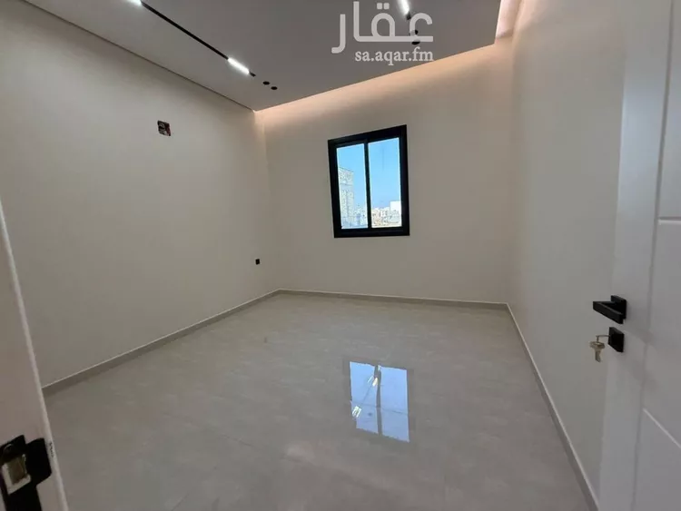 دور للبيع في شارع رقم 100, حي الجنادرية, مدينة الرياض, منطقة الرياض 7