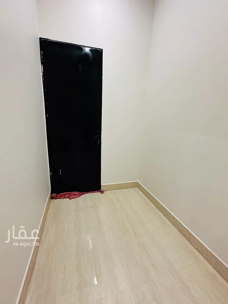 فيلا للبيع في شارع ناصر الرشيد, حي الرمال, مدينة الرياض, منطقة الرياض صورة 4