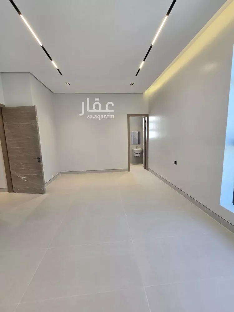 فيلا للبيع في شارع المحايدة, حي المعيزيلة, مدينة الرياض, منطقة الرياض صورة 4