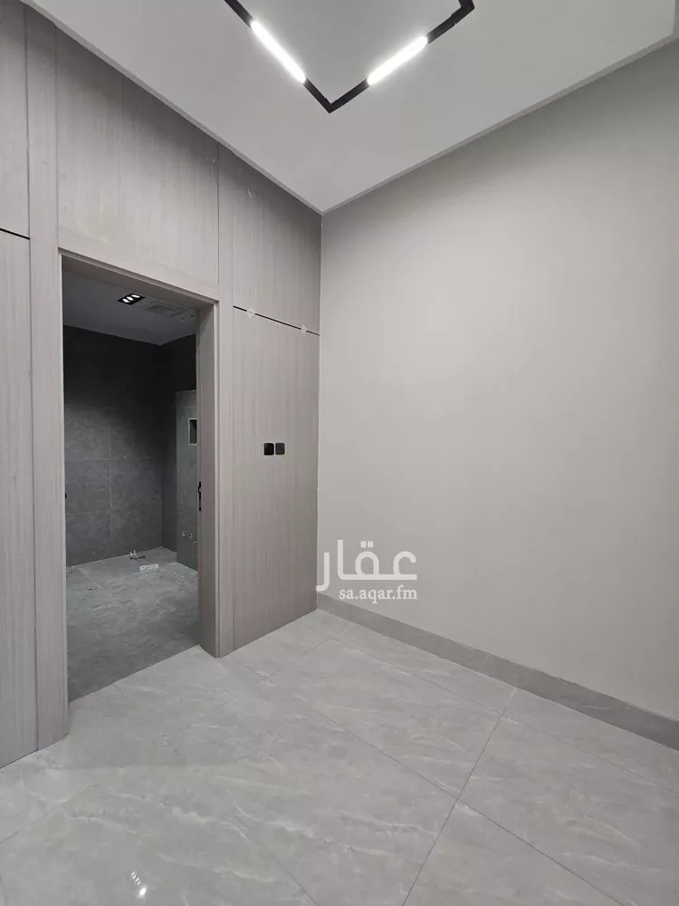 فيلا للبيع في شارع المحايدة, حي المعيزيلة, مدينة الرياض, منطقة الرياض
