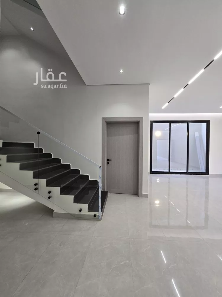 فيلا للبيع في شارع قطب الدين أبي الخير, حي البيان, مدينة الرياض, منطقة الرياض 12