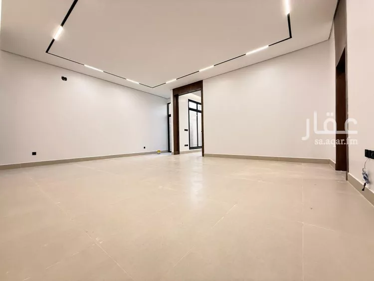 فيلا للبيع في شارع أحمد بن داود المالكي, حي المعيزيلة, مدينة الرياض, منطقة الرياض 9
