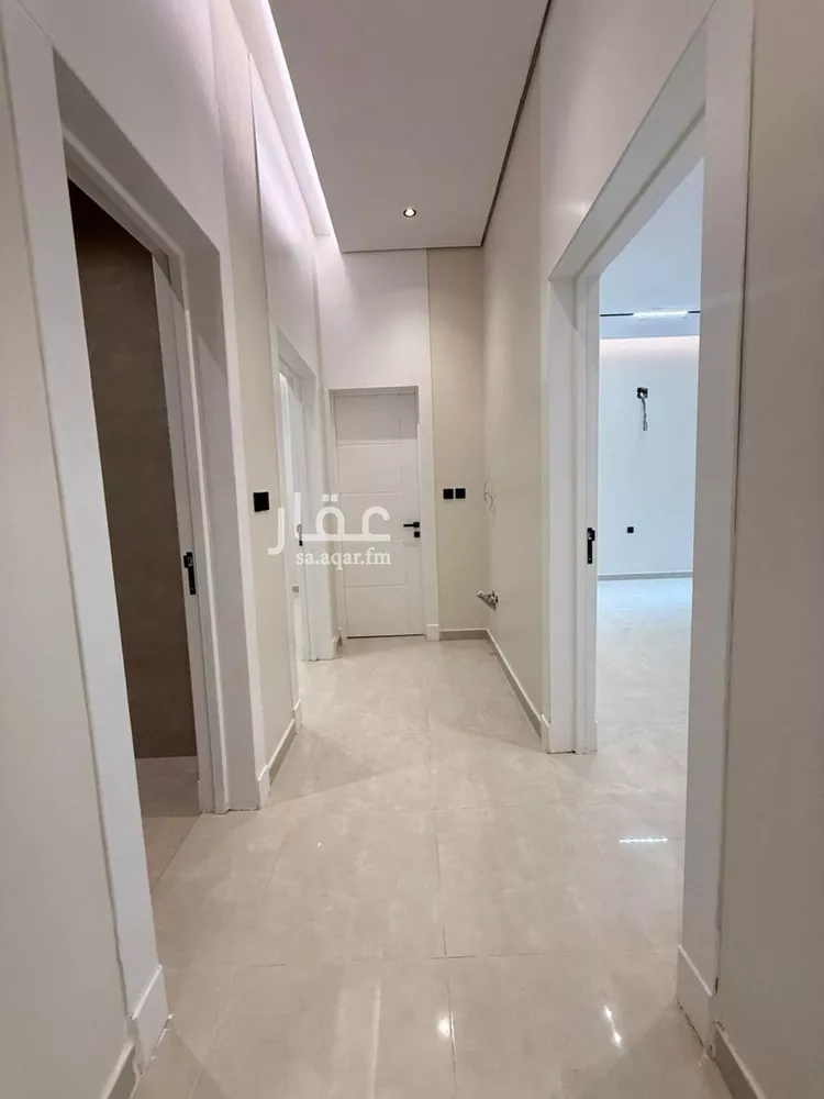 دور للبيع في شارع رقم 100, حي الجنادرية, مدينة الرياض, منطقة الرياض 8