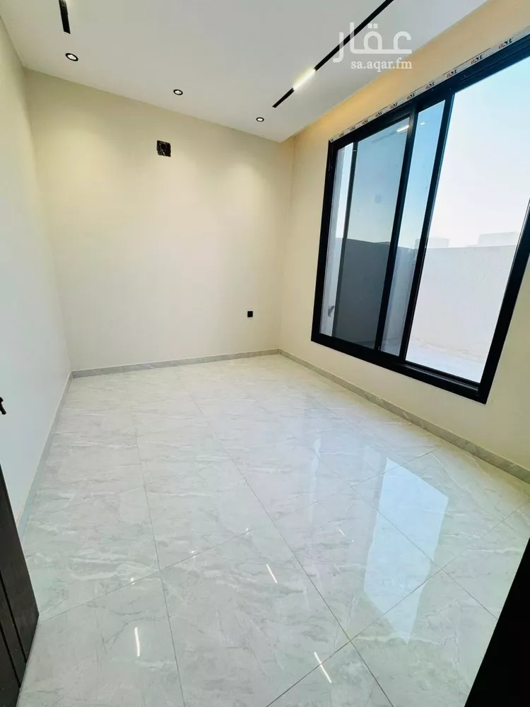 Floor for Sale in Riyadh Al Munsiyah 16