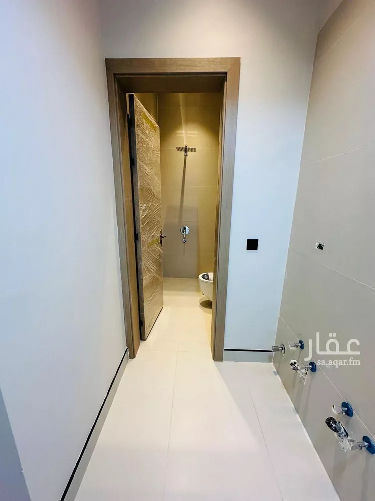 فيلا للبيع في شارع قابوس, حي المعيزيلة, مدينة الرياض, منطقة الرياض 7