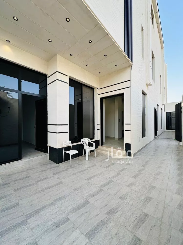 Floor for Sale in Riyadh Al Khaleej صورة 3