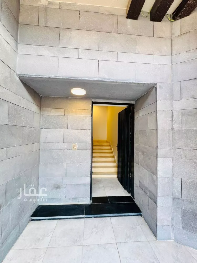 Floor for Sale in Riyadh Al Munsiyah 12