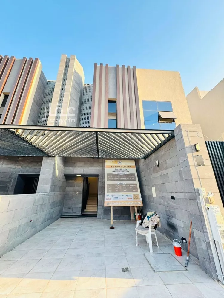 Floor for Sale in Riyadh Al Munsiyah 9