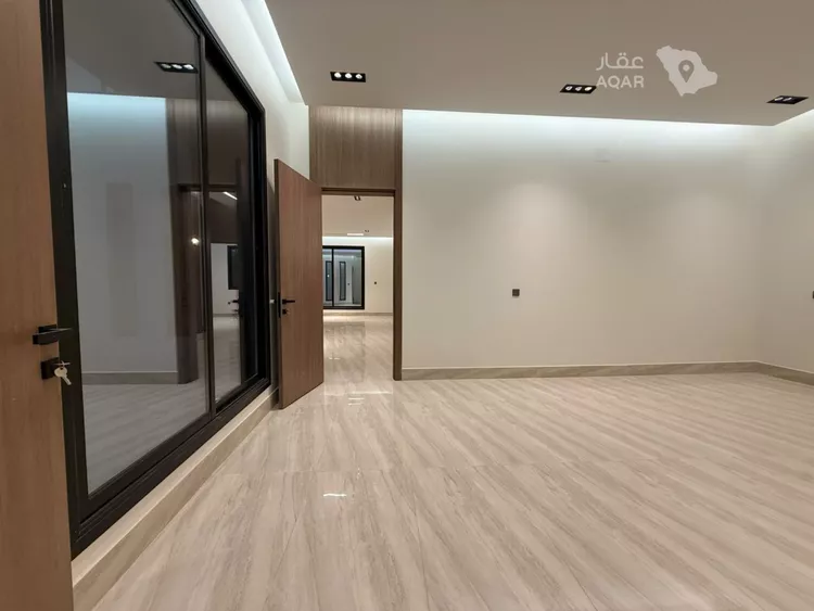 فيلا للبيع في شارع أبي الكرم العكبري, حي المونسية, مدينة الرياض, منطقة الرياض صورة 2