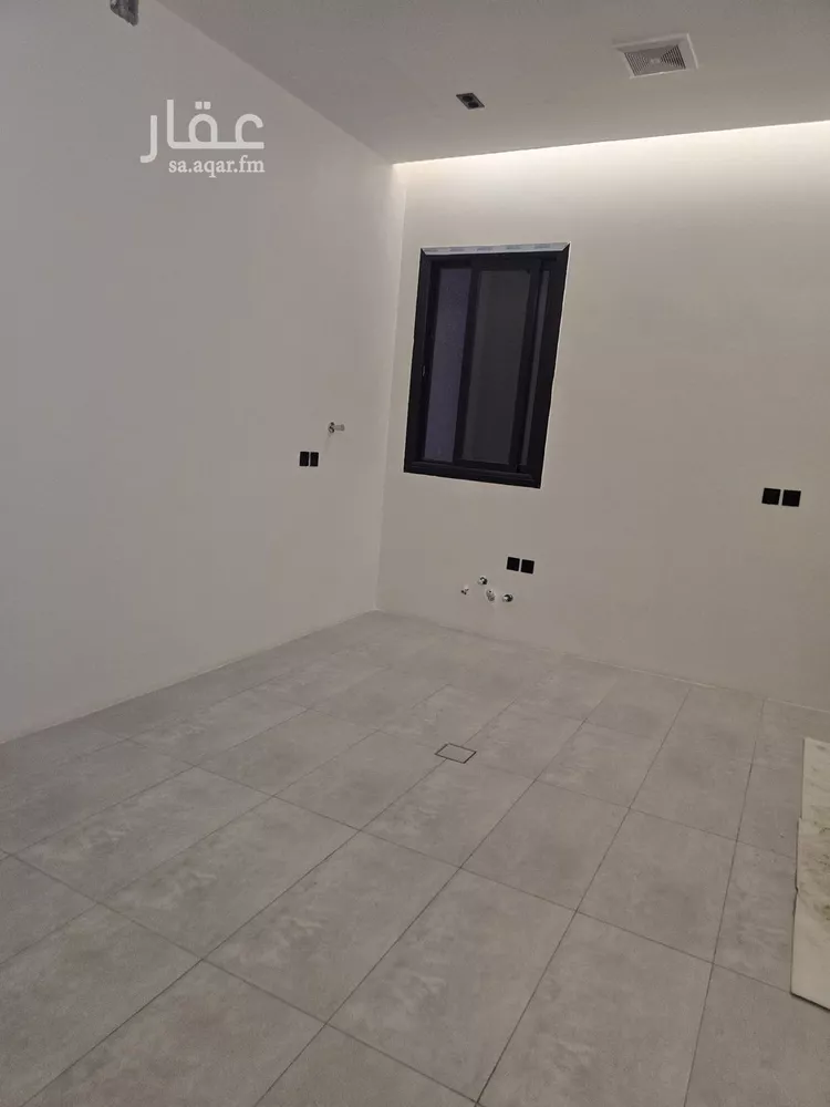 Floor for Sale in Riyadh Al Janadriyah 15
